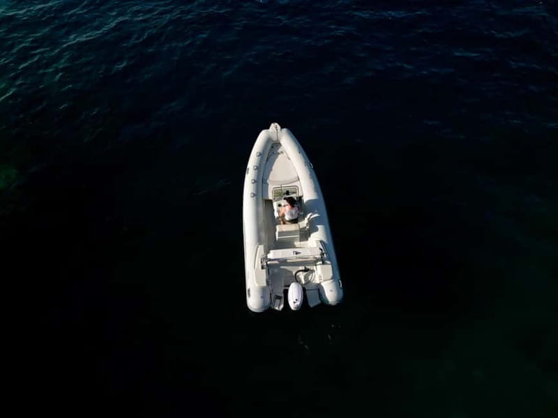 Boat rental from Marina Grande di Sorrento - Navigating Your Day on the Water: What to Expect