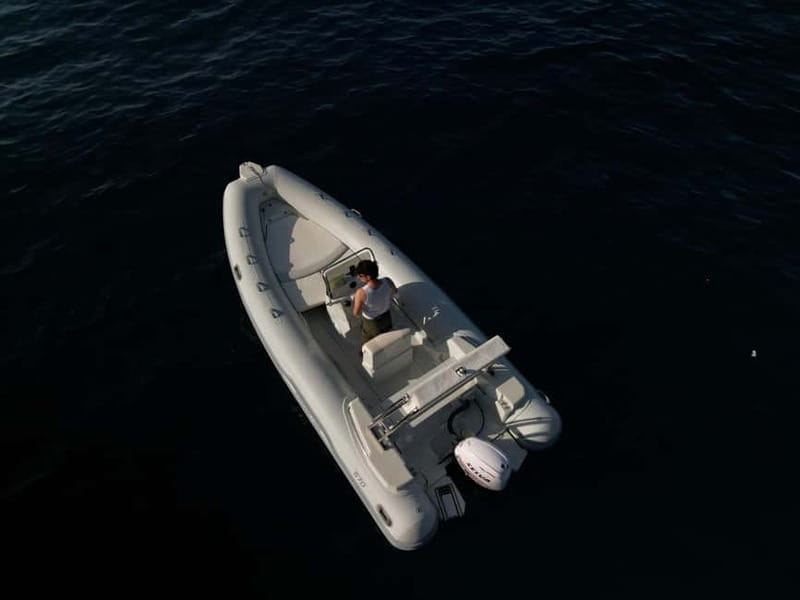 Boat rental from Marina Grande di Sorrento - Costs and Practicalities