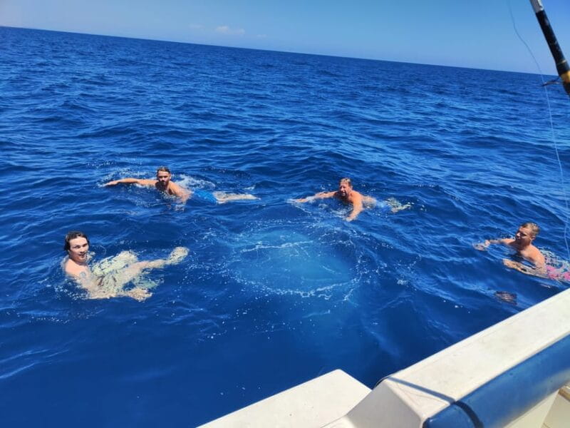 Boat rental with skipper and petrol - Introduction: A Comfortable Escape on the Water