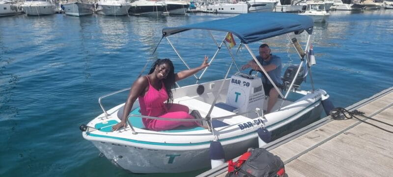 Boat rental without certification - A Full Review of the Alicante Self-Drive Boat Experience