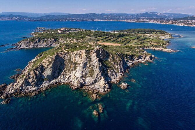 Boat to paradisiac island & electric bike tour from Sanary port - Key points / Takeaways