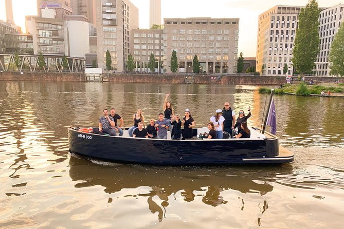 Boat Tour in Frankfurt for up to 12 Guests - Price and Overall Value