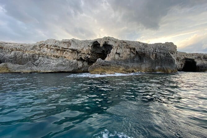 Boat tour Ortigia and Syracuse sea caves - Who This Tour Is Best For