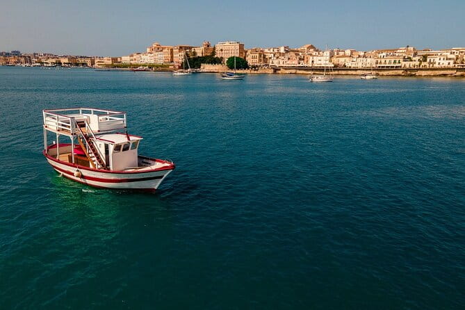 Boat Tour with Typical Lunch in Syracuse - Key points / Takeaways