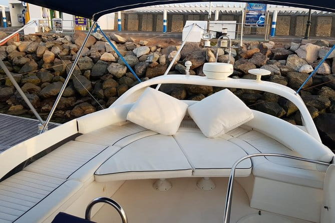 Boat Trip 3 hours - Private Charter ("KEEPER UNO" Boat) - Key points / Takeaways