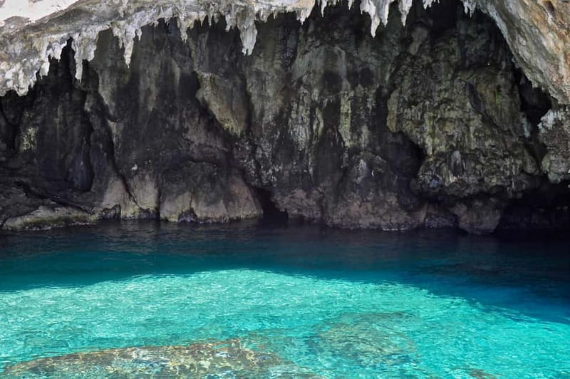Boat trip and swim at the Blue Grotto in Sperlonga - FAQ