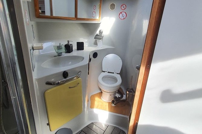 Boat Trip in Fuengirola, Dolphin Watching and Drinks - Additional Considerations