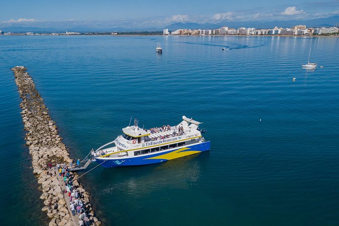 Boat Trip to Cadaques From Roses With STOP 1:30h in Cadaques - Highlights of the Costa Brava