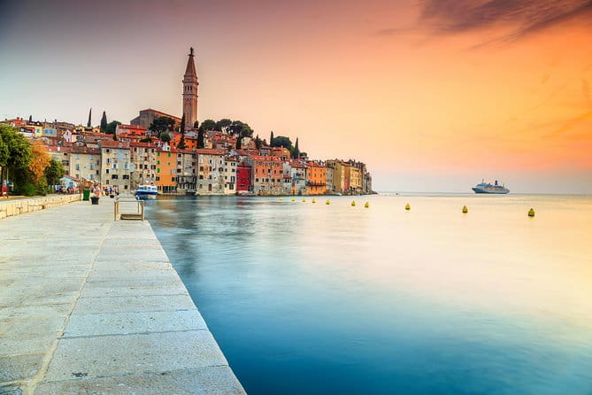 Boat trip to Rovinj and Vrsar from Pore with lunch - Key points / Takeaways