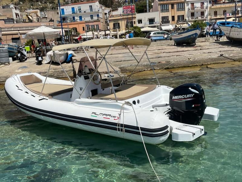 Boats and speed boats rental - Full Day - The Experience Provider: Sicilia Gommoni Srls