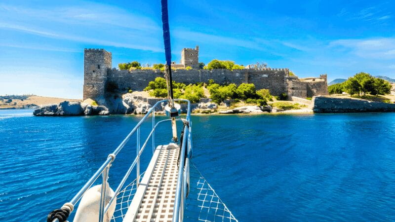 Bodrum Private Boat Trip For Big Groups - The Yacht and Crew: Comfort and Service