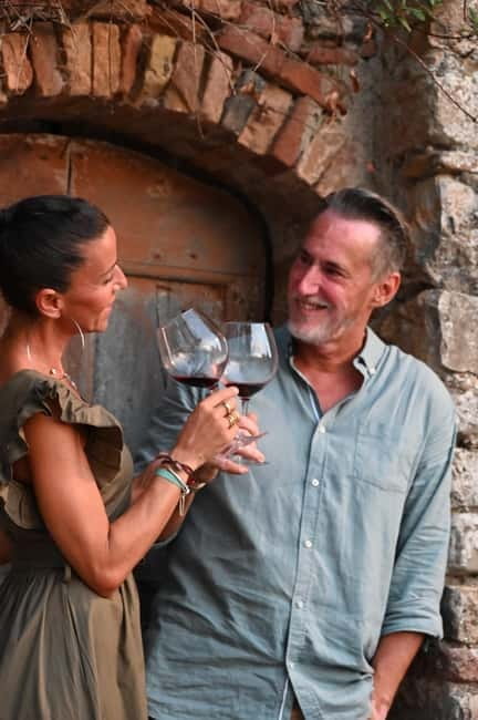 BOLGHERI and surroundings: tour in a VINTAGE CONVERTIBLE with professional PHOTO service - Key Points / Takeaways