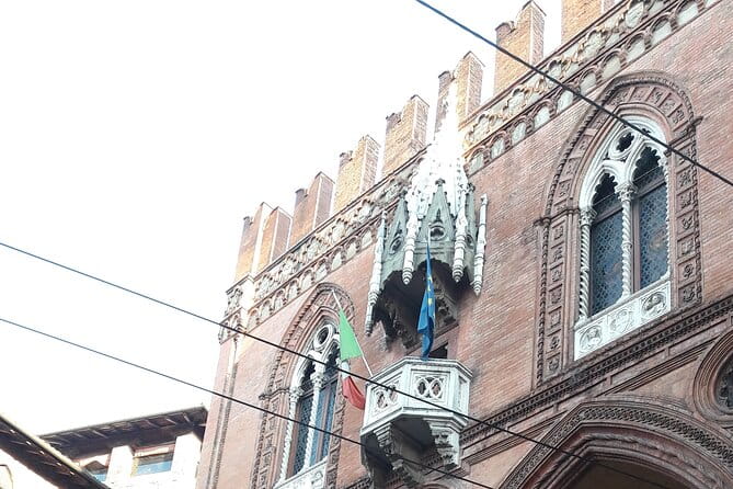 Bologna : a walk into history - FAQ