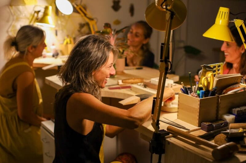 BOLOGNA APE IN LAB: Create your own jewelry while sipping a glass of wine! - Key Points / Takeaways