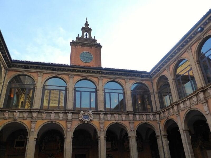 Bologna: Audio-Guided Archiginnasio Visit with Food Tasting - Key Points / Takeaways