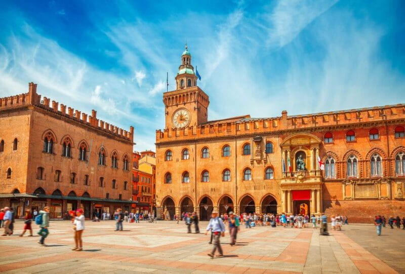 Bologna: Kid-friendly Guided Tour of the City Highlights - Key Points & Takeaways