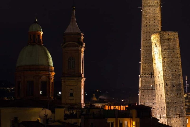 Bologna Noire: a tour through the crime news of the past - Visiting Sites of Public Executions and Historical Crimes