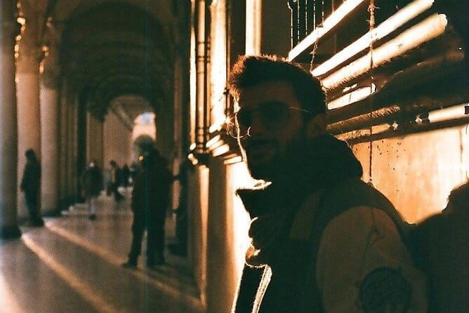 Bologna: Photo tour with professional photographer - Practical Tips for Booking