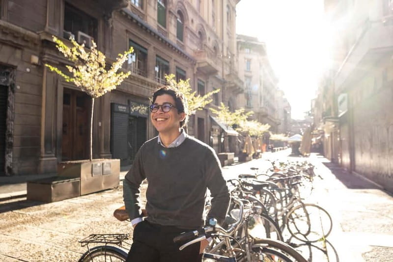 Bologna: Private Photo Shoot with a Local Photographer - Exploring Bologna Through a Lens: A Deep Dive into the Experience