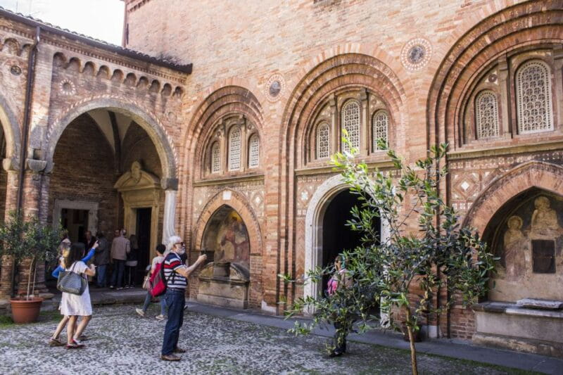 Bologna: Private Santo Stefano Tour with Food Tasting - Entering Bologna’s Iconic Basilica: The Heart of the Tour
