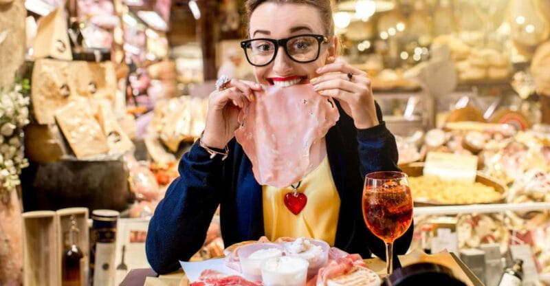 Bologna: Taste Local Specialties on a Guided Walking Tour - Exploring Bologna’s Food and Sights: A Guided Walking Tour Worth Savoring