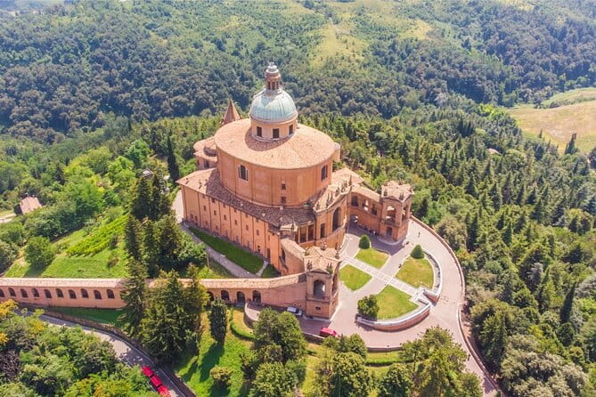 Bologna Walking Tour with Audio and Written Guide - Practical Details and Traveler Tips