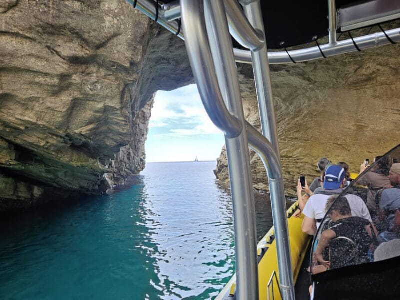 Bonifacio: Lavezzi Islands and Caves Guided Tour - FAQ