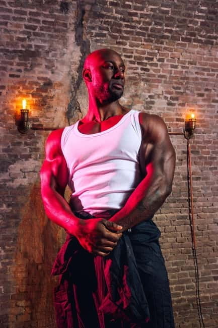 Bonton Rotterdam: Male Dance Show Evening Ticket - The Experience: What Happens During the Night?