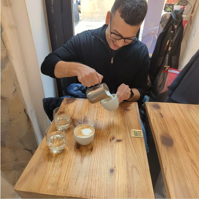 Bordeaux : Afternoon Food Tour with local delicacies - Discover Bordeaux’s Flavors and Sights in a Compact Tour