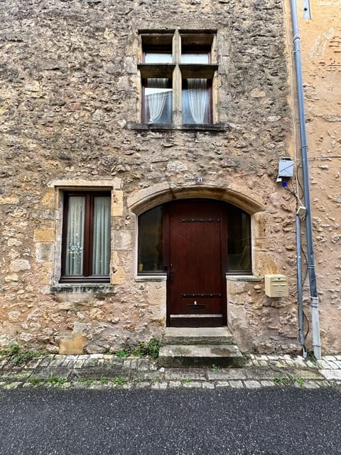 Bordeaux Backcountry E-Bike Tour with Lunch & Wine Tasting - Price and Value