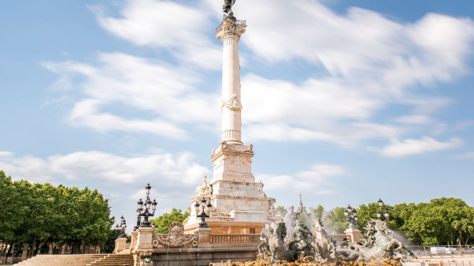 Bordeaux: City Highlights & Self-Guided Scavenger Hunt Tour - Key Points