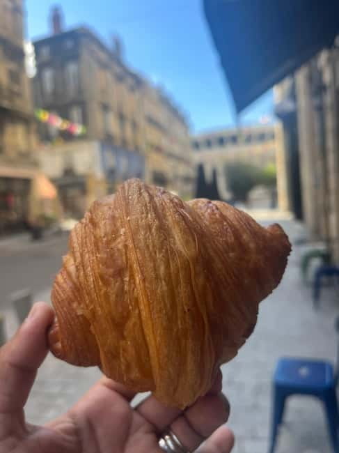 Bordeaux: Early Bird Small-Group Tour with Coffee & Pastry - Exploring Four Neighborhoods: Saint-Christoly, Saint-Pierre, Saint-Paul, and Le Triangle dOr