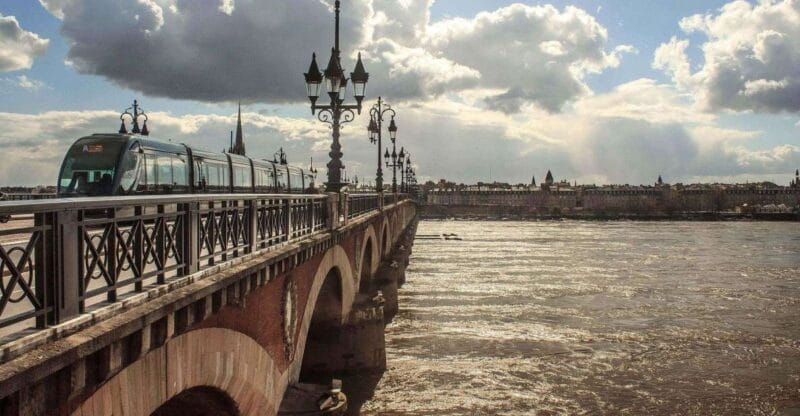 Bordeaux: Exclusive Private Guided Walking Tour - Price, Logistics, and Practical Tips