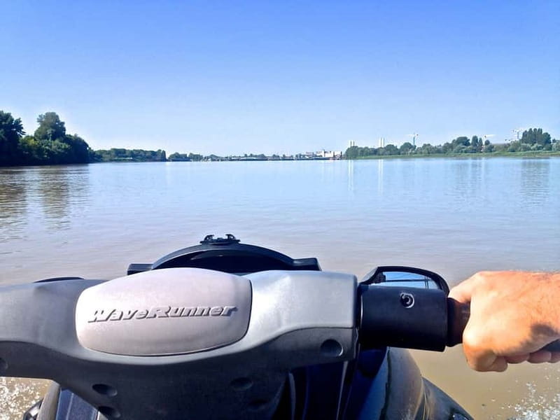 Bordeaux: Guided Jet Ski Tour 1 hour - FAQ
