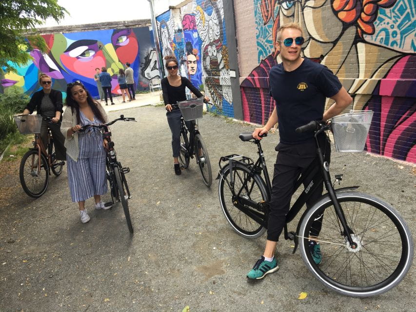 Bordeaux: Historic Center & Chartrons District Bicycle Tour - Bordeaux Cathedral and Tribunal Judiciaire