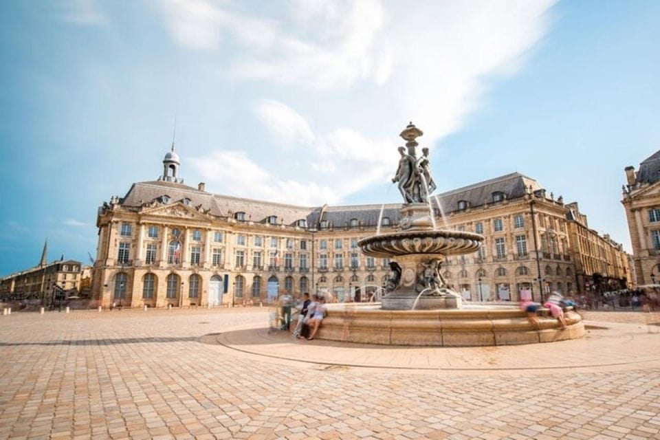 Bordeaux : Must-See Attractions Walking Tour - Key Points