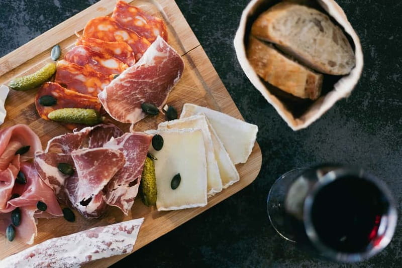 Bordeaux Night Walk ending with Wine and cheese Tasting - Discovering Bordeaux by Night: An Authentic and Colorful Experience