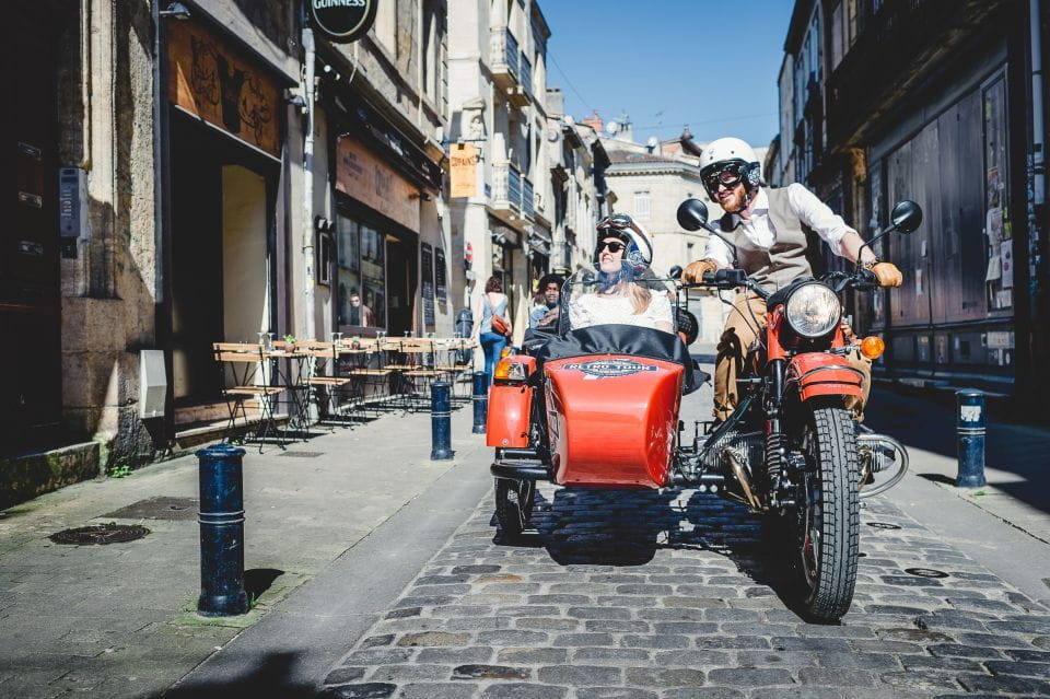 Bordeaux: Sightseeing by Side Car - Discover Bordeauxs Iconic Landmarks