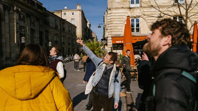 Bordeaux: Walking tour with local Sweets, Wine and Cheese - FAQ