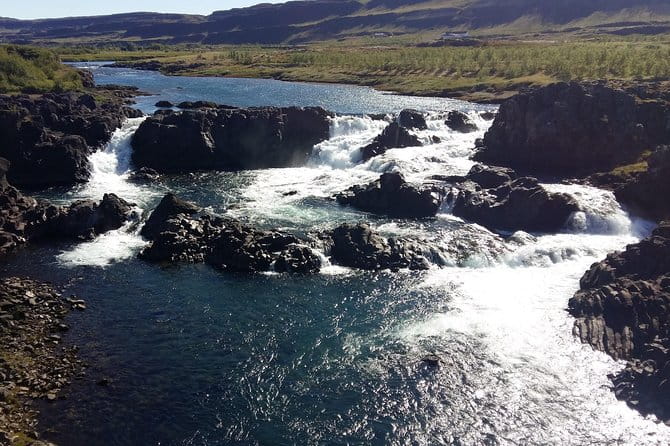 Borgarfjordur - private tour - Exploring Iceland’s Natural and Cultural Highlights in One Day