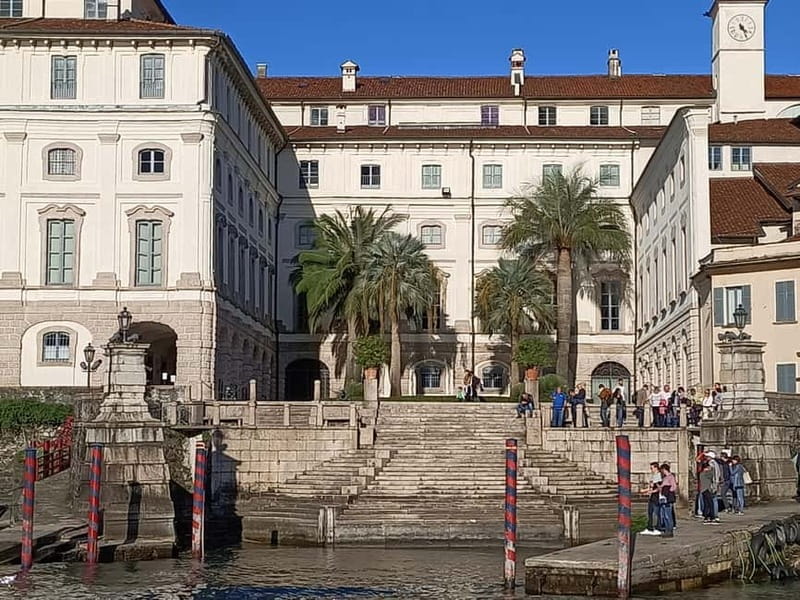 Borromean Islands: Private Boat Service to Isola Bella and Isola Pescatori - Discovering the Borromean Islands: A Private Boat Adventure