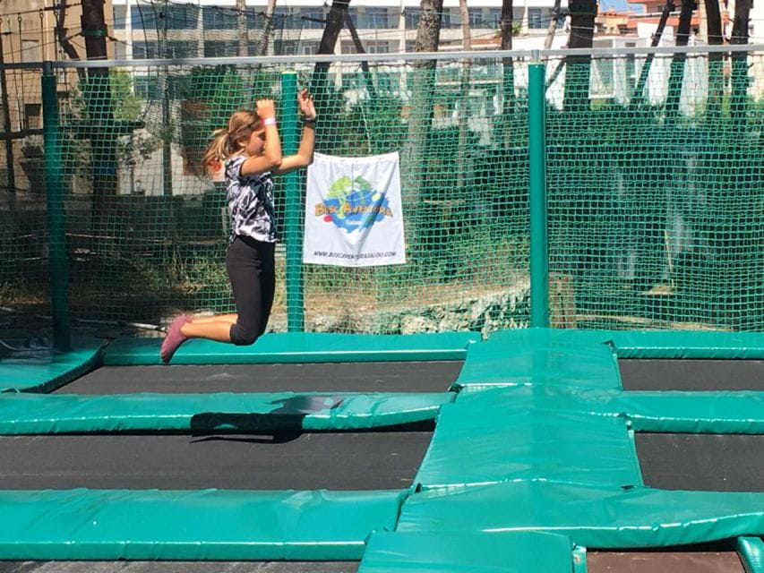 Bosc Aventura Salou: Explorer Pack - Instructors and Language Options