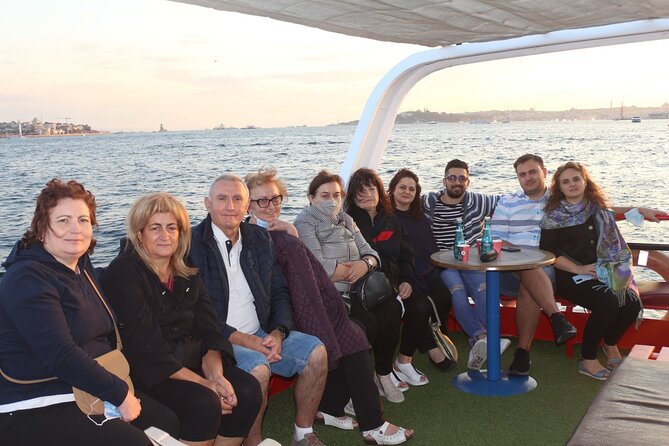 Bosphorus Cruise Boat Tour Istanbul And Golden Horn With Guide - Reviews