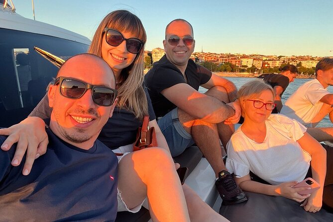 Bosphorus Sunset Cruise on Luxury Yacht, Istanbul - Inclusions on the Cruise