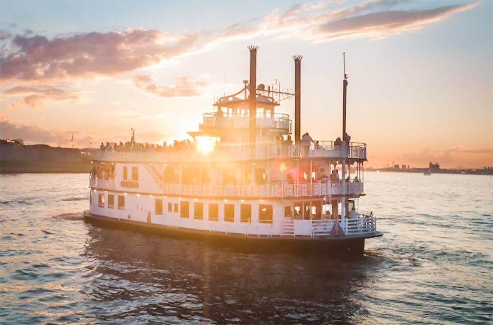 Boston: Boston Harbor Sunset Cruise - Onboard Bar and Amenities