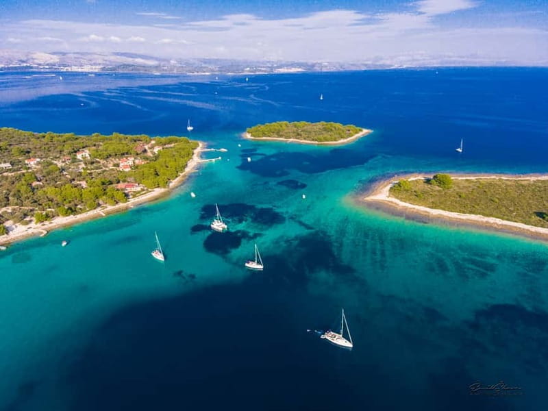 Bra: Blue Cave Island Hopping Luxury Tour - Exploring the Authentic Charm of Komiza and Hvar