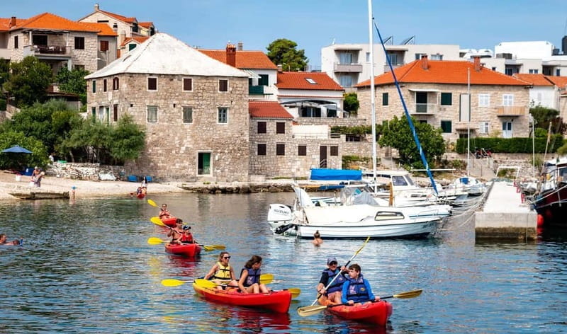 Brac Island: Postira to Lovreina (St.Lovre) Sea kayaking - FAQs