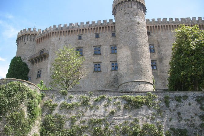 Bracciano: Odescalchi-Orsini ancient Castle Tour with Lunch - Journey into the Heart of Lake Braccianos History and Scenery