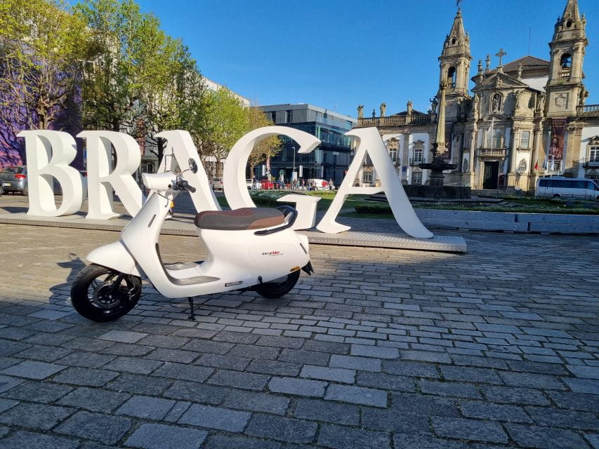 Braga: Scooter Rental - Location and Accessibility