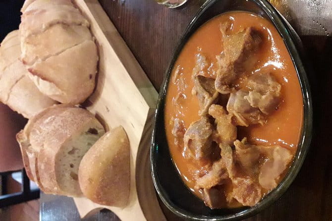 Braga Small-Group Food Tour: 3-Hour With a Local Guide - Starting the Tour at Arco da Porta Nova